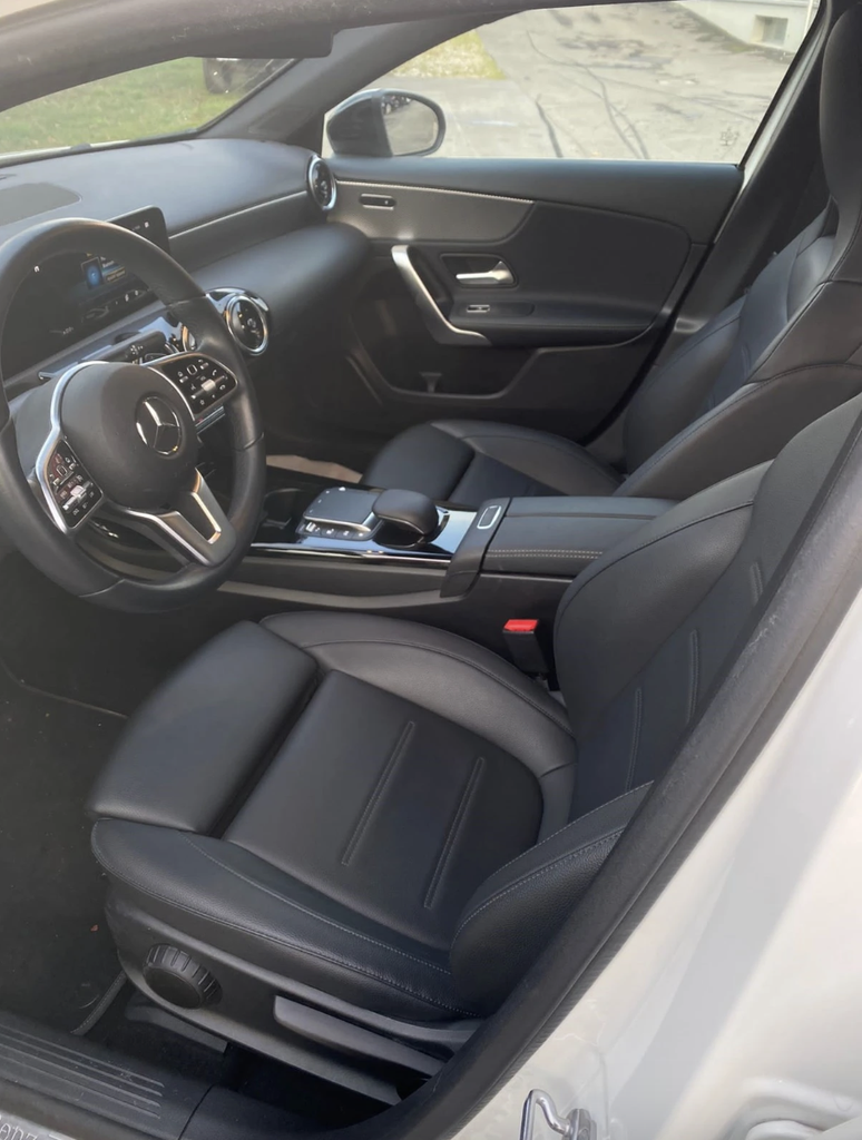 MERCEDES-BENZ A 180 7G-DCT 