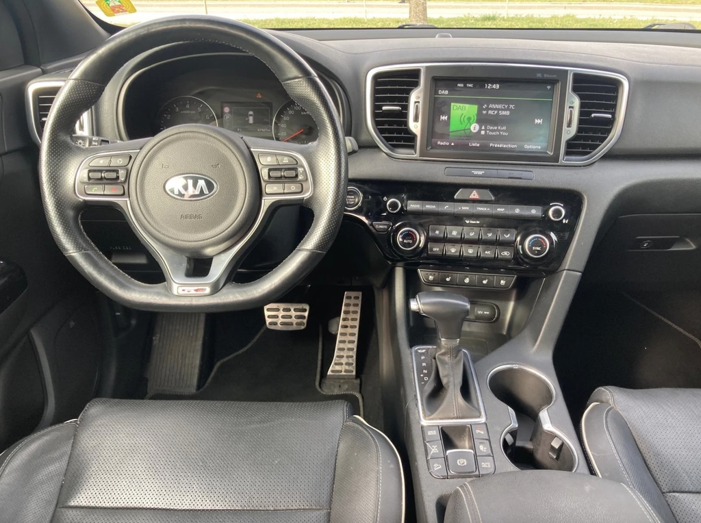 KIA Sportage 1.6 T-GDi Style GT Line 4WD Automat 