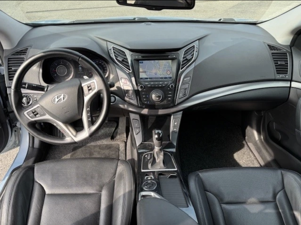HYUNDAI i40 1.7 CRDI Style Automatic 