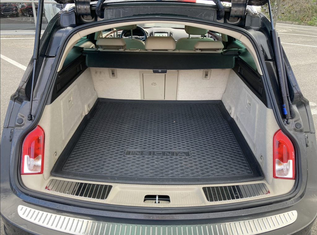 OPEL Insignia Sports Tourer 2.0 Turbo Cosmo